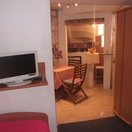 Abjanic - Studio With Terrace דירה דוברובניק